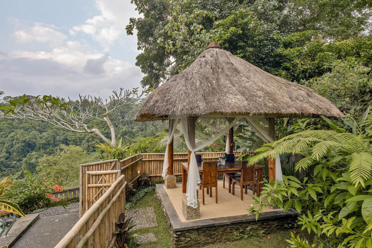 Teja Lokha Ubud Villa Екстер'єр фото